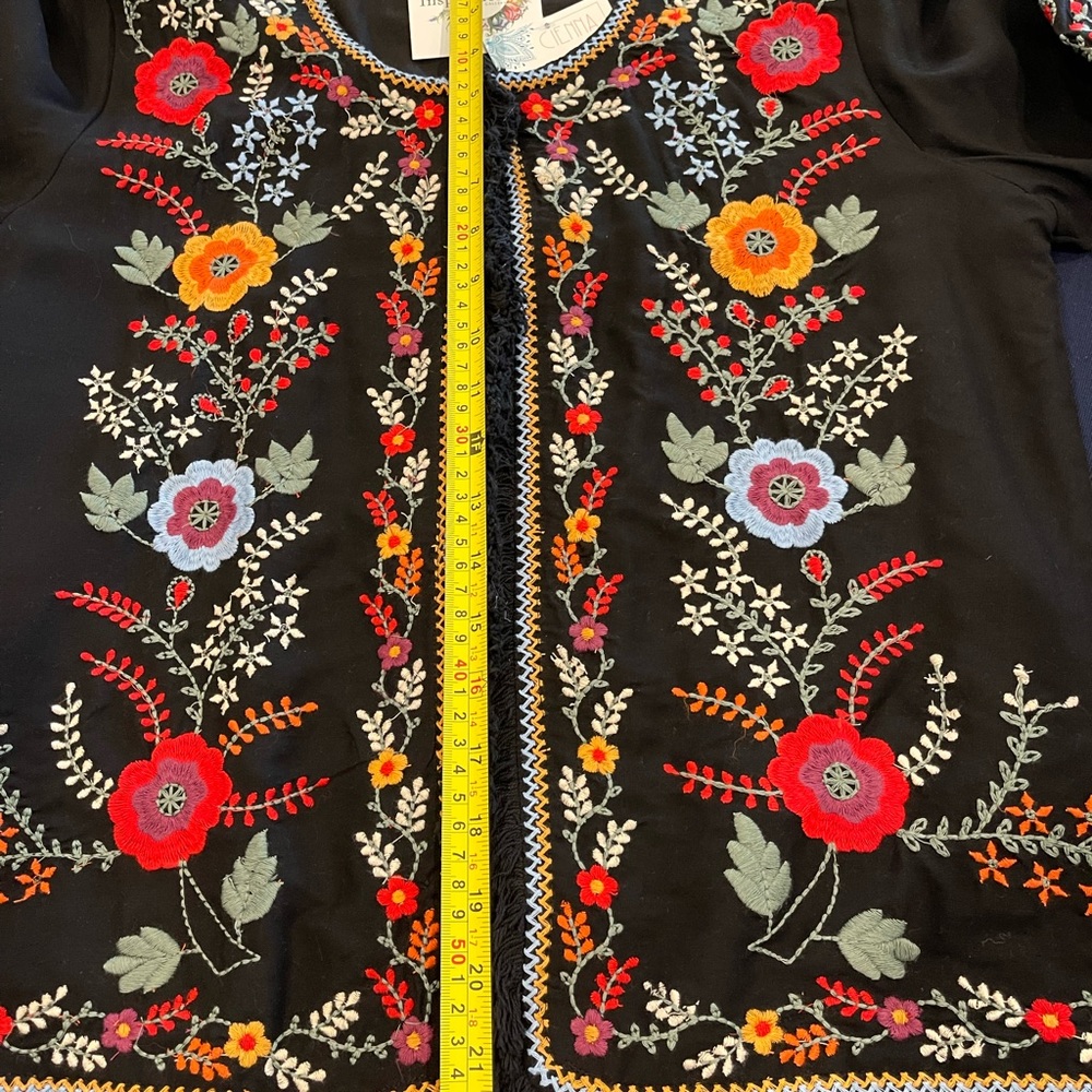 Cienna Harta Embroidered Jacket NWT - Picture 5 of 7